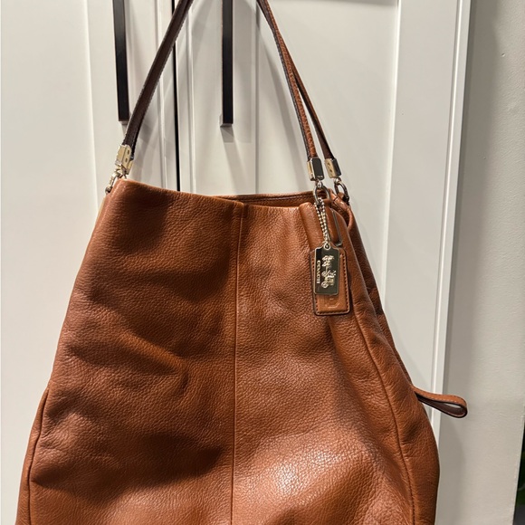 Coach Phoebe Madison 26221 Hobo Bag Brown Leather Side Logo - Picture 1 of 12